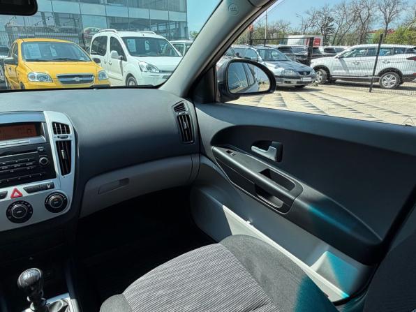 Kia Ceed I с пробегом 2009 года, цена 687 000 рублей, 227848 км, хэтчбек, Автокод Объявления