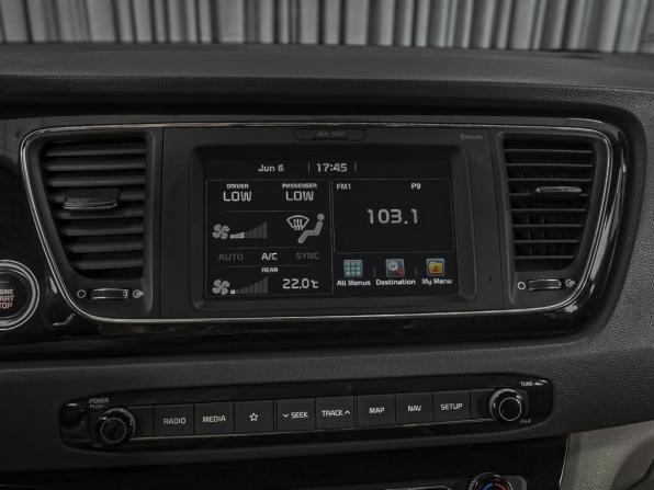 Kia Carnival III с пробегом 2017 года, цена 2 640 000 рублей, 174289 км, минивэн, Автокод Объявления