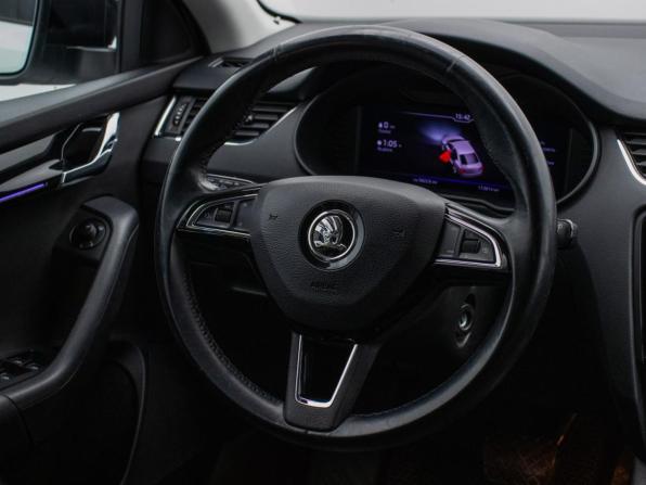 Skoda Octavia III (A7) Рестайлинг с пробегом 2018 года, цена 1 798 000 рублей, 173813 км, лифтбек, Автокод Объявления