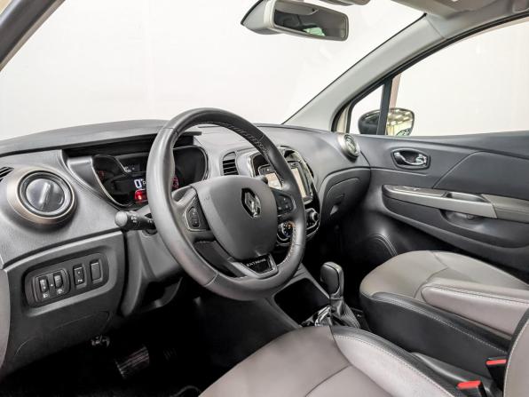 Renault Kaptur I с пробегом 2018 года, цена 1 435 000 рублей, 74564 км, внедорожник, Автокод Объявления