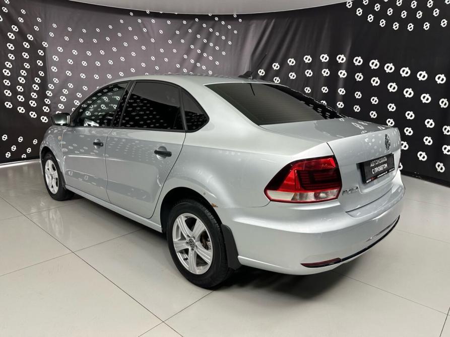 Volkswagen Polo V Рестайлинг Новосибирск  - изображение 7
