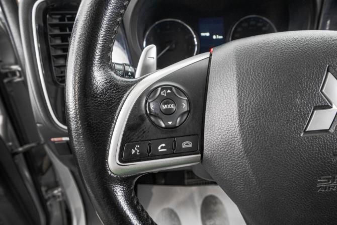 Mitsubishi Outlander III с пробегом 2013 года, цена 1 649 000 рублей, 210000 км, внедорожник, Автокод Объявления