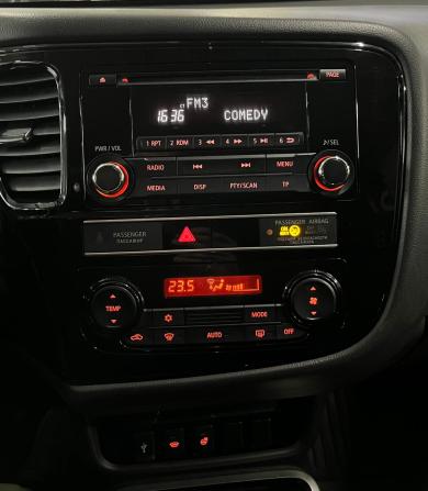 Mitsubishi Outlander III Рестайлинг 3 с пробегом 2019 года, цена 2 200 000 рублей, 125025 км, внедорожник, Автокод Объявления