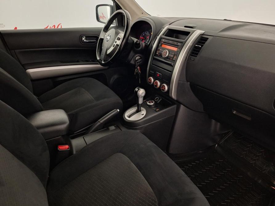 Nissan X-Trail II Рестайлинг Псков  - изображение 12