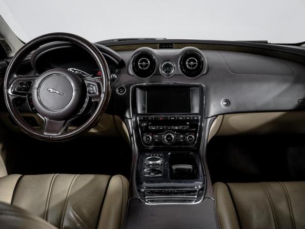 Jaguar XJ IV (X351) с пробегом 2013 года, цена 1 840 000 рублей, 178843 км, седан, Автокод Объявления