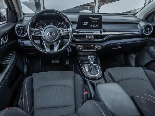 Kia Cerato IV Рестайлинг с пробегом 2021 года, цена 1 908 000 рублей, 143771 км, седан, Автокод Объявления