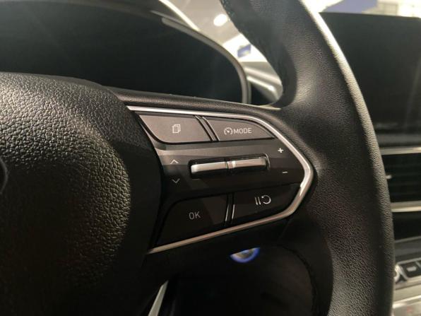 Hyundai Santa Fe IV Рестайлинг с пробегом 2021 года, цена 3 750 000 рублей, 93190 км, внедорожник, Автокод Объявления