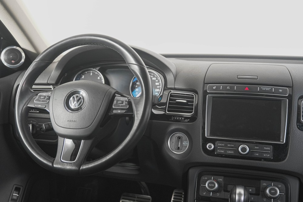 Volkswagen Touareg II Рестайлинг Кемерово  - изображение 13