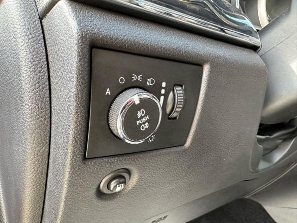 Jeep Grand Cherokee IV (WK2) с пробегом 2012 года, цена 1 870 000 рублей, 198100 км, внедорожник, Автокод Объявления