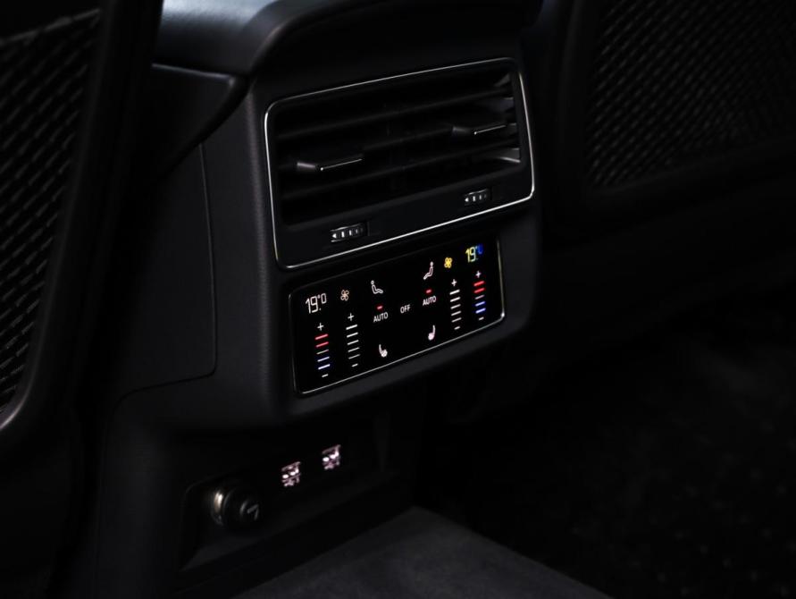 Audi Q8 I (4M) Санкт-Петербург  - изображение 26