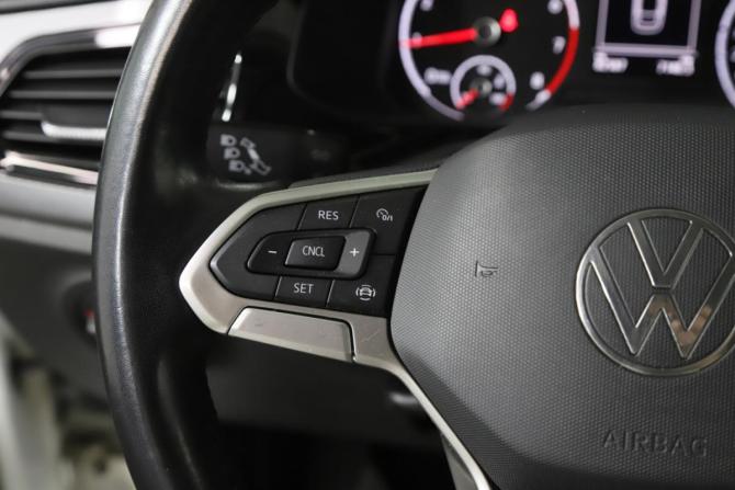 Volkswagen Polo VI с пробегом 2022 года, цена 1 645 000 рублей, 82587 км, лифтбек, Автокод Объявления