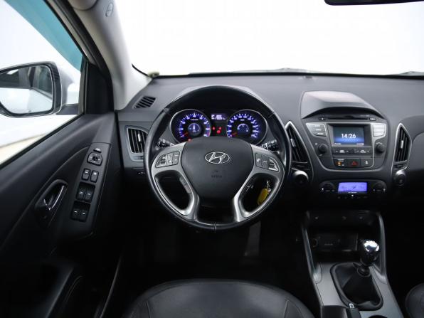 Hyundai ix35 I Рестайлинг с пробегом 2014 года, цена 1 090 000 рублей, 175091 км, внедорожник, Автокод Объявления