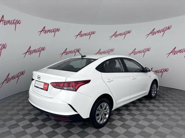 Hyundai Solaris II Рестайлинг с пробегом 2021 года, цена 1 250 000 рублей, 114569 км, седан, Автокод Объявления