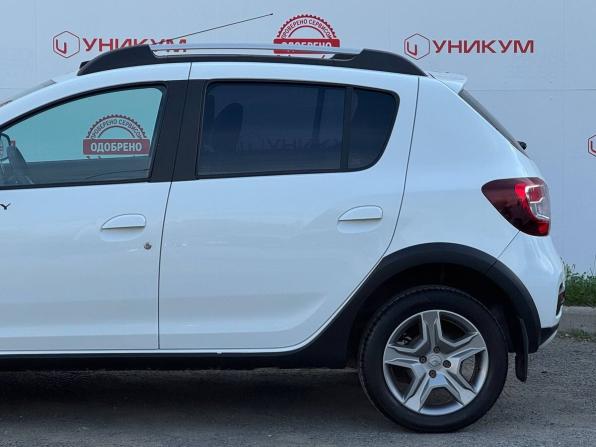 Renault Sandero II Рестайлинг с пробегом 2020 года, цена 879 000 рублей, 163035 км, хэтчбек, Автокод Объявления