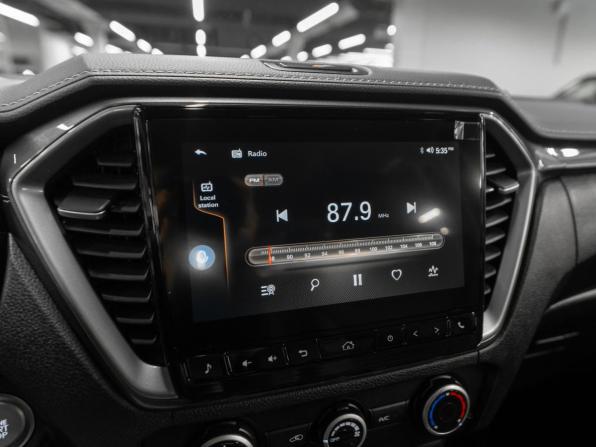 Isuzu D-Max III с пробегом 2025 года, цена 5 050 000 рублей, 158 км, пикап, Автокод Объявления