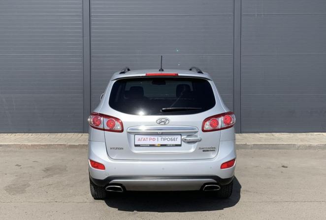 Hyundai Santa Fe II Рестайлинг с пробегом 2011 года, цена 1 115 000 рублей, 218573 км, внедорожник, Автокод Объявления