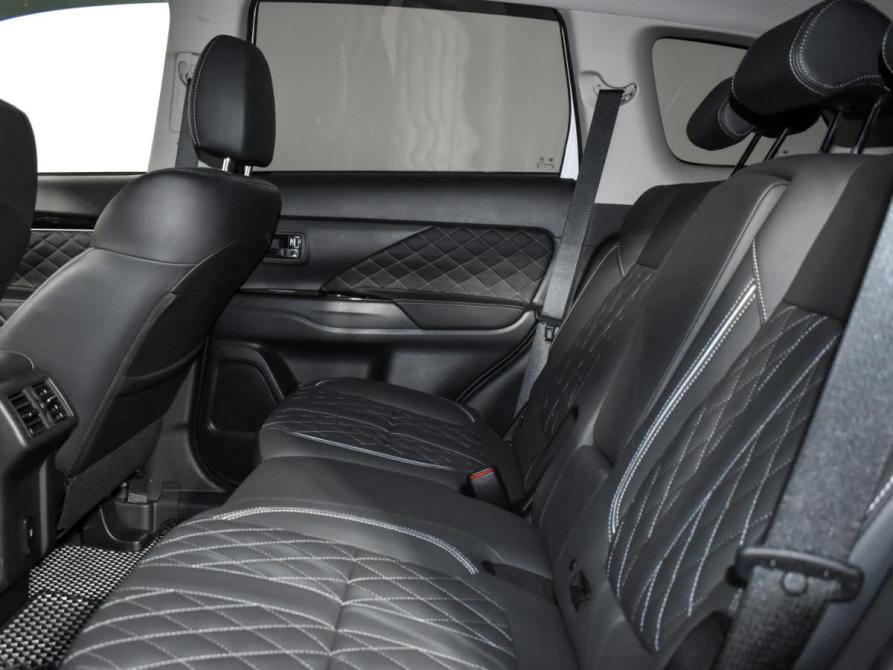 Mitsubishi Outlander III Рестайлинг 3 Санкт-Петербург  - изображение 13