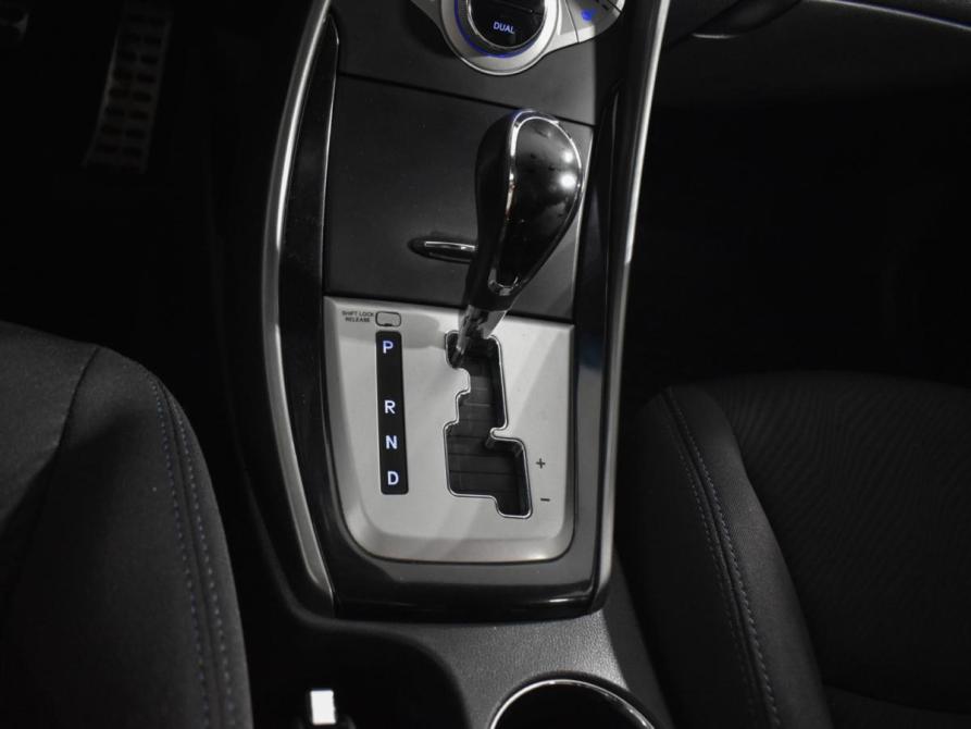 Hyundai Elantra V (MD) Санкт-Петербург  - изображение 17