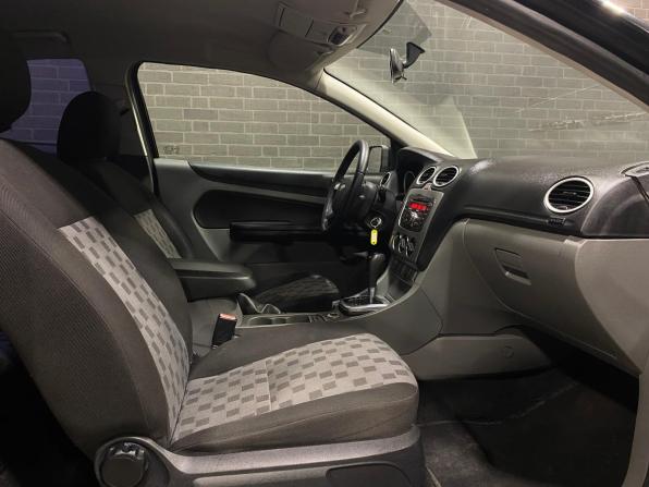 Ford Focus II Рестайлинг с пробегом 2009 года, цена 650 000 рублей, 159608 км, хэтчбек, Автокод Объявления