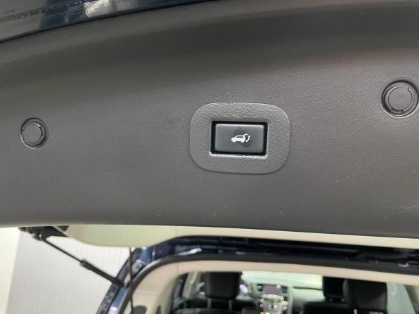 Infiniti QX80 I Рестайлинг 2 с пробегом 2019 года, цена 4 077 000 рублей, 134051 км, внедорожник, Автокод Объявления