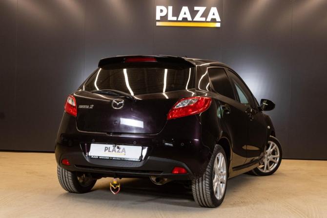 Mazda 2 II (DE) с пробегом 2008 года, цена 529 000 рублей, 217931 км, хэтчбек, Автокод Объявления