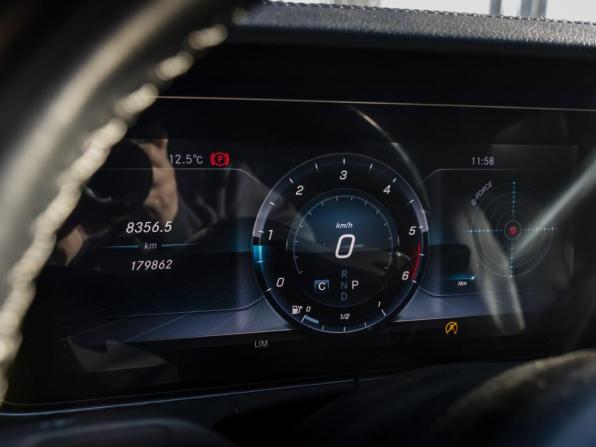 Mercedes-Benz E-Класс V (W213 S213 C238) с пробегом 2018 года, цена 3 197 000 рублей, 179861 км, седан, Автокод Объявления