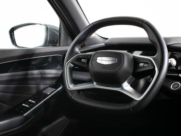 Geely Preface I с пробегом 2024 года, цена 2 377 000 рублей, 49565 км, седан, Автокод Объявления