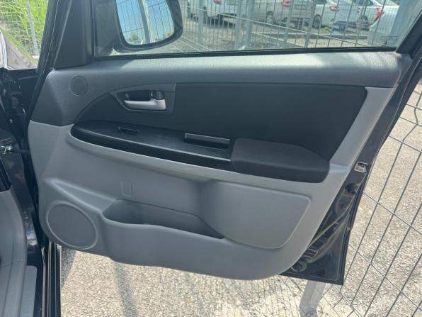 Suzuki SX4 I (Classic) Рестайлинг с пробегом 2010 года, цена 610 000 рублей, 240000 км, хэтчбек, Автокод Объявления