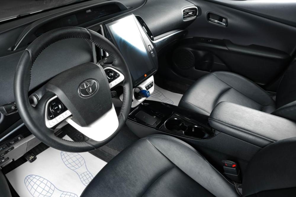 Toyota Prius IV (XW50) Тюмень  - изображение 8