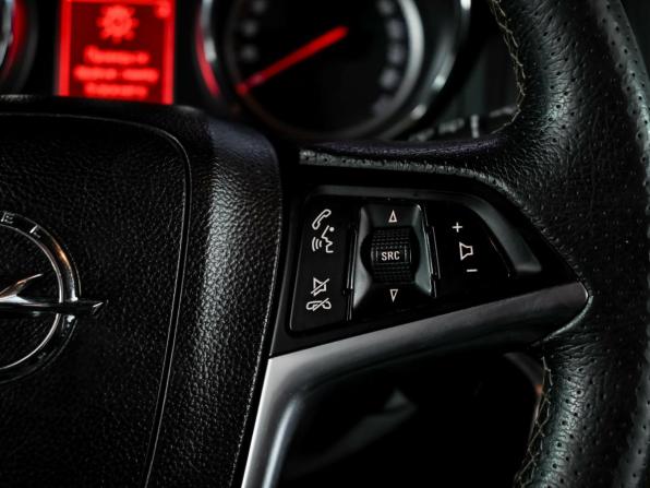Opel Astra J Рестайлинг с пробегом 2013 года, цена 950 000 рублей, 165759 км, хэтчбек, Автокод Объявления