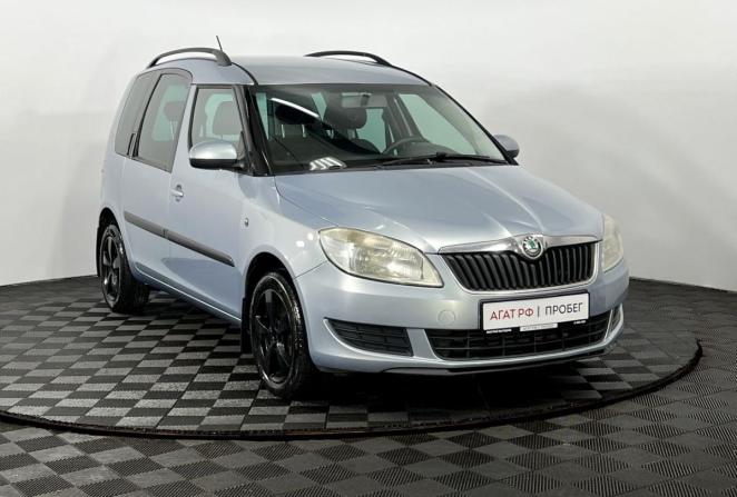 Skoda Roomster I Рестайлинг с пробегом 2011 года, цена 645 000 рублей, 114533 км, компактвэн, Автокод Объявления