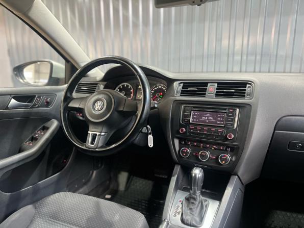 Volkswagen Jetta VI Рестайлинг с пробегом 2014 года, цена 1 179 900 рублей, 121500 км, седан, Автокод Объявления