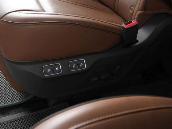 Hyundai Staria I с пробегом 2023 года, цена 5 650 000 рублей, 87120 км, минивэн, Автокод Объявления