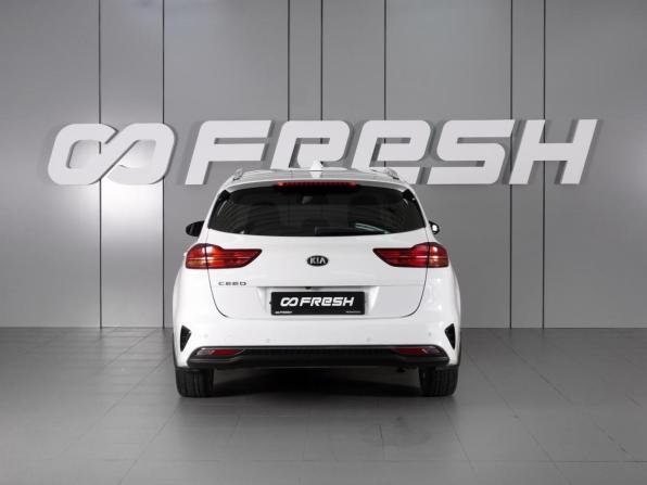 Kia Ceed III с пробегом 2021 года, цена 1 706 000 рублей, 222565 км, универсал, Автокод Объявления