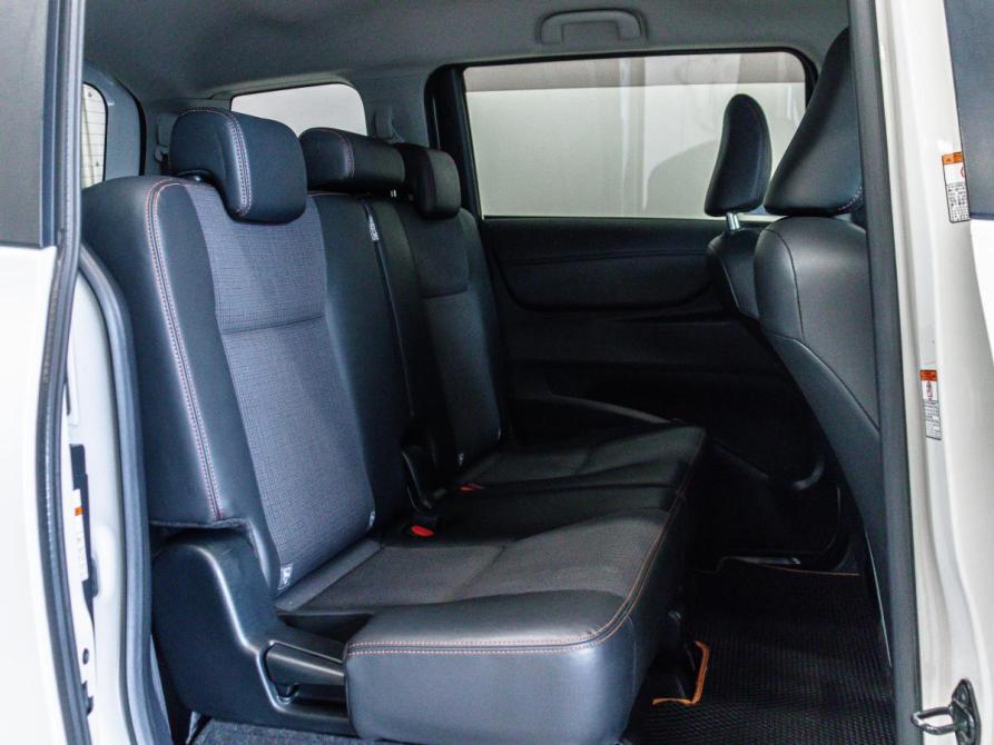 Toyota Sienta II Рестайлинг Красноярск  - изображение 25