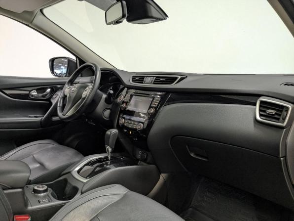 Nissan Qashqai II с пробегом 2016 года, цена 1 925 000 рублей, 54309 км, внедорожник, Автокод Объявления
