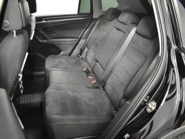 Volkswagen Tiguan II с пробегом 2018 года, цена 3 814 900 рублей, 91797 км, внедорожник, Автокод Объявления