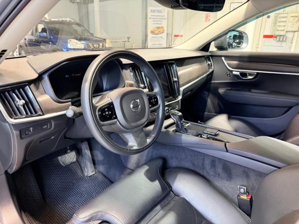 Volvo V90 II с пробегом 2017 года, цена 4 319 000 рублей, 136948 км, универсал, Автокод Объявления