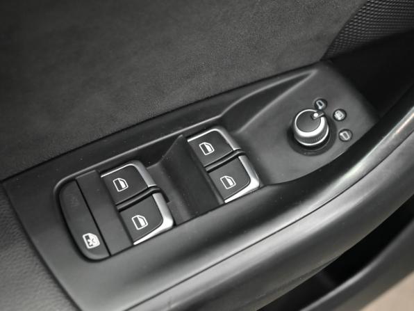 Audi Q3 I (8U) с пробегом 2013 года, цена 1 900 000 рублей, 116568 км, внедорожник, Автокод Объявления