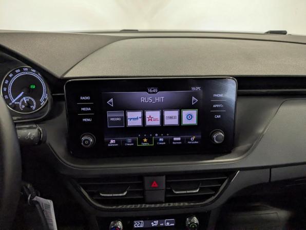 Skoda Rapid II с пробегом 2021 года, цена 1 852 500 рублей, 96600 км, лифтбек, Автокод Объявления