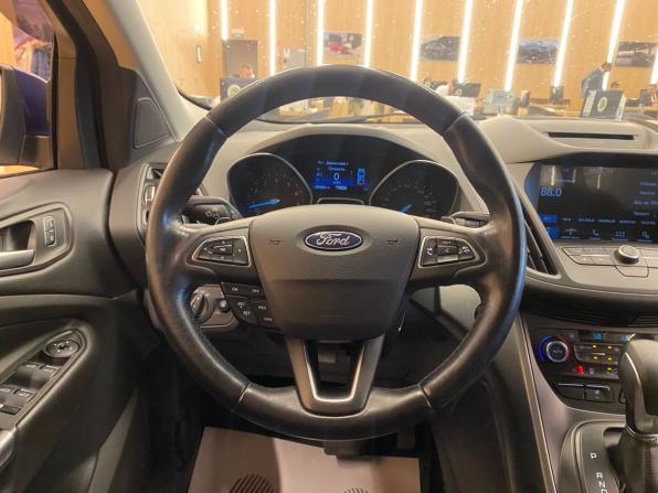 Ford Kuga II Рестайлинг с пробегом 2018 года, цена 1 228 000 рублей, 265000 км, внедорожник, Автокод Объявления