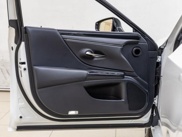 Lexus ES VII с пробегом 2020 года, цена 4 348 000 рублей, 44825 км, седан, Автокод Объявления