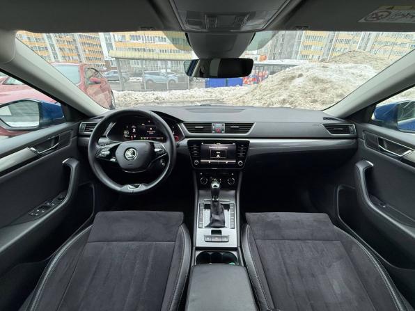 Skoda Superb III Рестайлинг с пробегом 2021 года, цена 2 055 000 рублей, 198500 км, лифтбек, Автокод Объявления