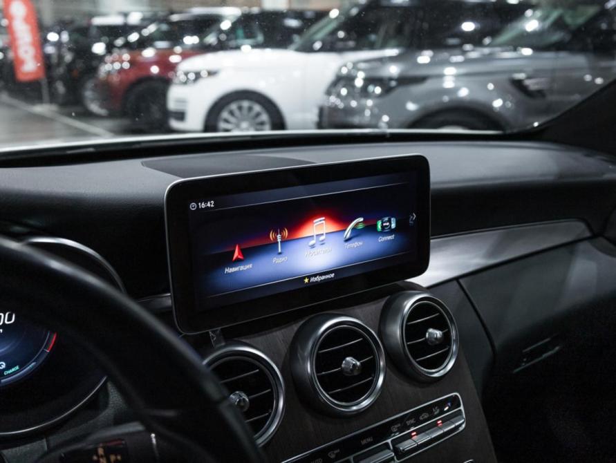 Mercedes-Benz C-Класс IV (W205) Рестайлинг Санкт-Петербург  - изображение 19