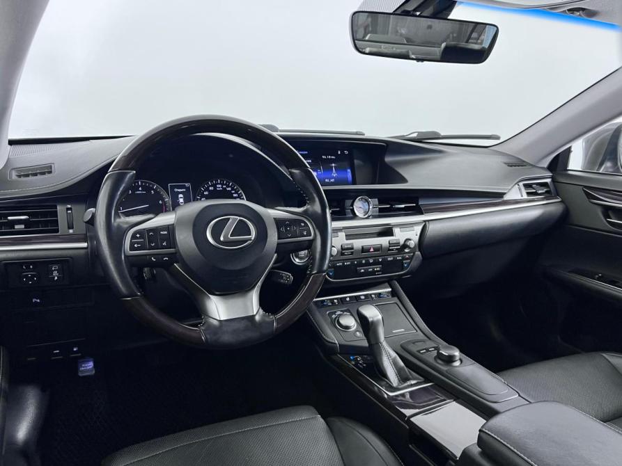 Lexus ES VI Рестайлинг Ростов-на-Дону  - изображение 13
