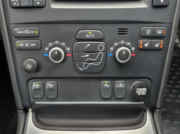 Volvo XC90 I Рестайлинг с пробегом 2013 года, цена 1 698 000 рублей, 375115 км, внедорожник, Автокод Объявления