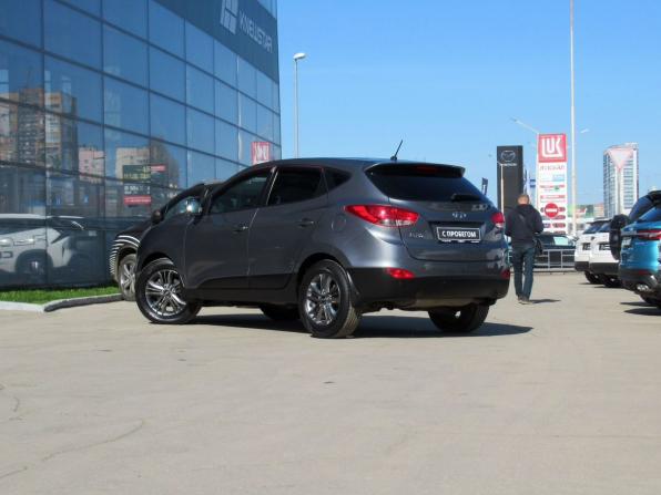 Hyundai ix35 I Рестайлинг с пробегом 2013 года, цена 1 220 000 рублей, 237003 км, внедорожник, Автокод Объявления