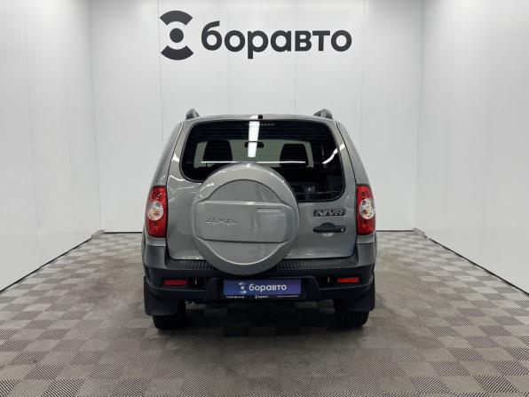 Chevrolet Niva I Рестайлинг с пробегом 2018 года, цена 764 000 рублей, 65726 км, внедорожник, Автокод Объявления