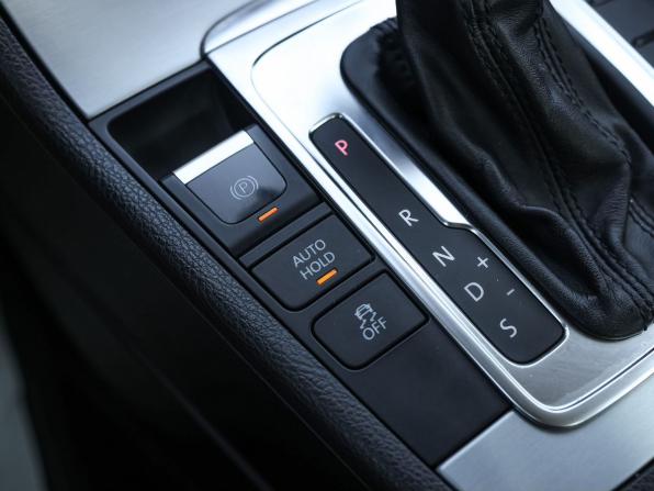 Volkswagen Passat CC I Рестайлинг с пробегом 2012 года, цена 1 399 000 рублей, 139778 км, седан, Автокод Объявления