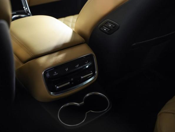 Kia Mohave I Рестайлинг 2 с пробегом 2020 года, цена 4 199 000 рублей, 81929 км, внедорожник, Автокод Объявления
